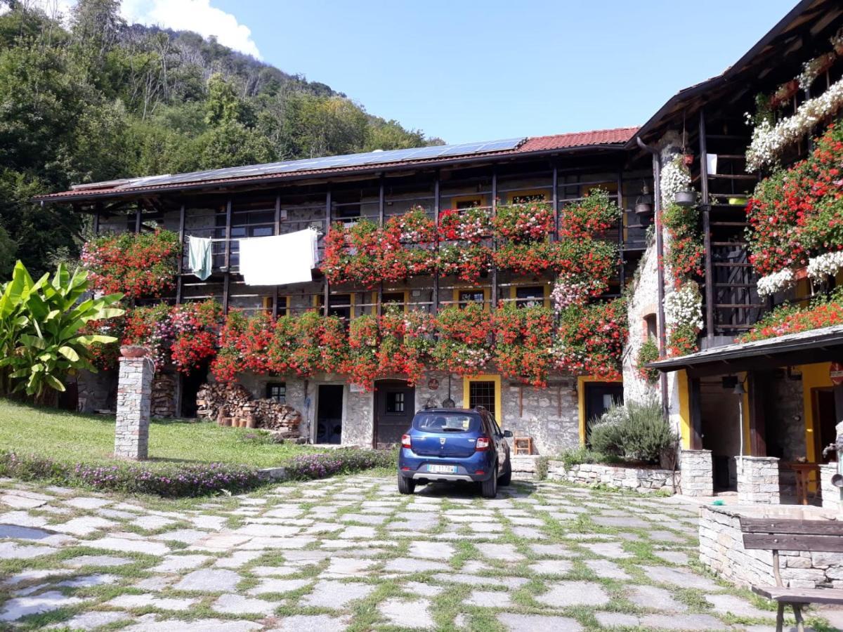 B&B "La Baita Delle Coccinelle" Varallo Εξωτερικό φωτογραφία